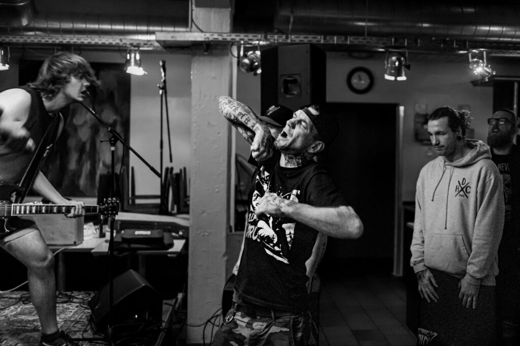 HOMETOWN CREW (2022-10-22) — photograph 26