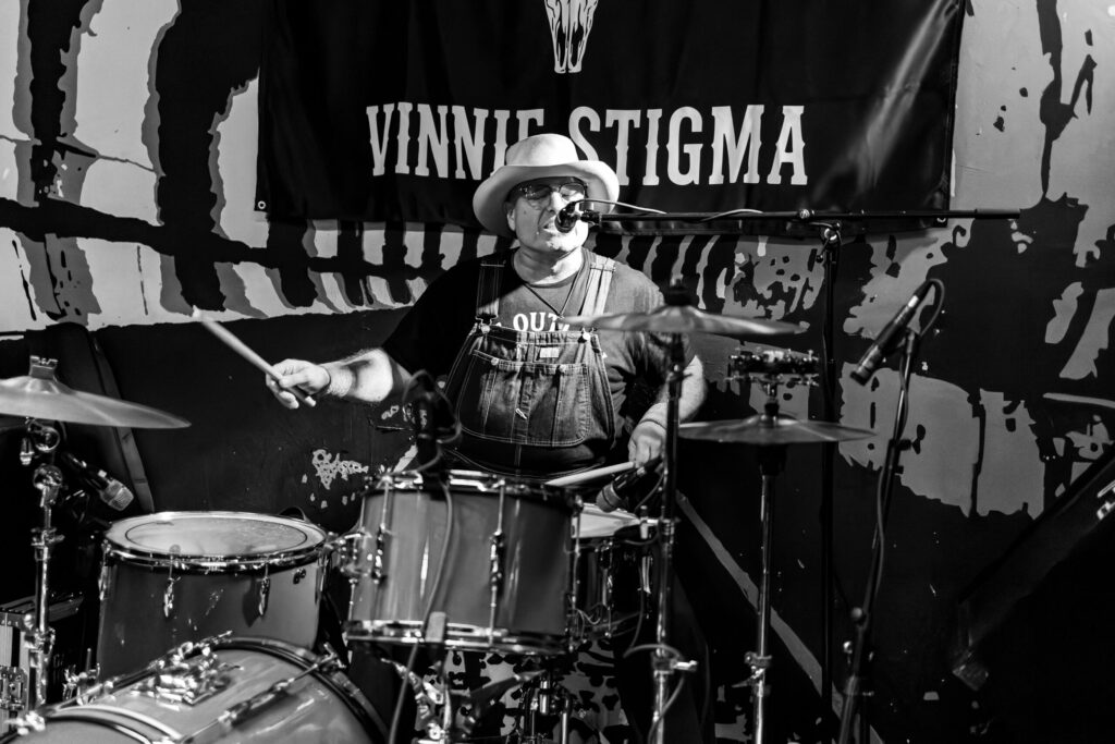THE OUTLAW VINNIE STIGMA (2025-11-06) — photograph 16