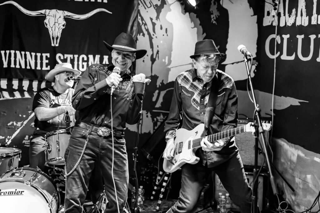 THE OUTLAW VINNIE STIGMA (2025-11-06) — photograph 29