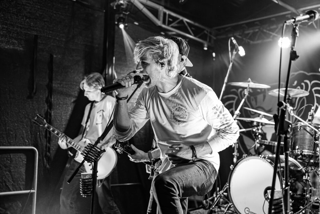 SNAKES IN THE PIT (2024-08-09) — photograph 4