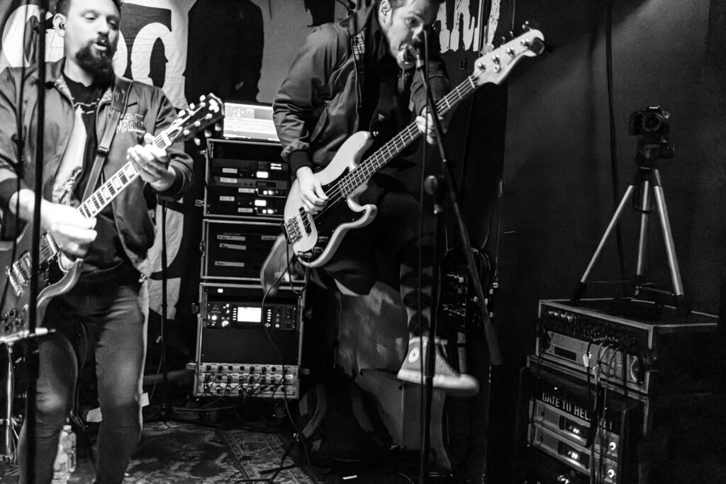 THE FEELGOOD MCLOUDS (2023-12-01) — photograph 6